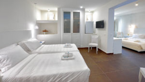 Jenny S Summer Houses – Family Rooms (18)