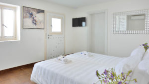 Jenny S Summer Houses – Two Bedroom Villas (12)